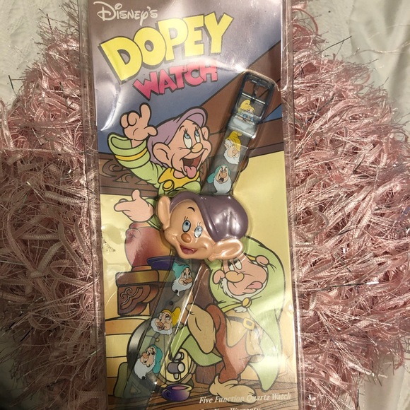 Disney Accessories - Dopey watch vintage